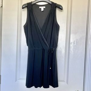 White House Black Market Size 6 Black Sleeveless Romper 1 Piece Faux Skirt WHBM